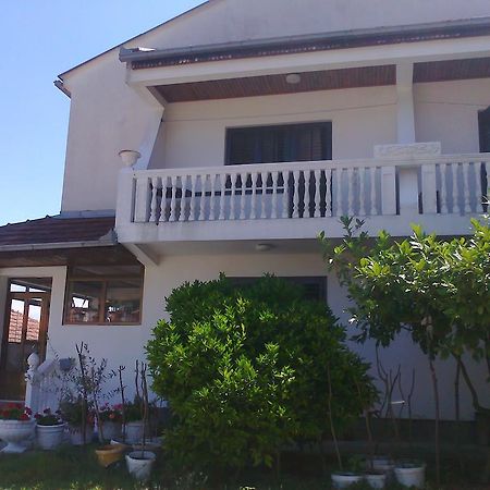 Guesthouse Sinani Улцин Екстериор снимка