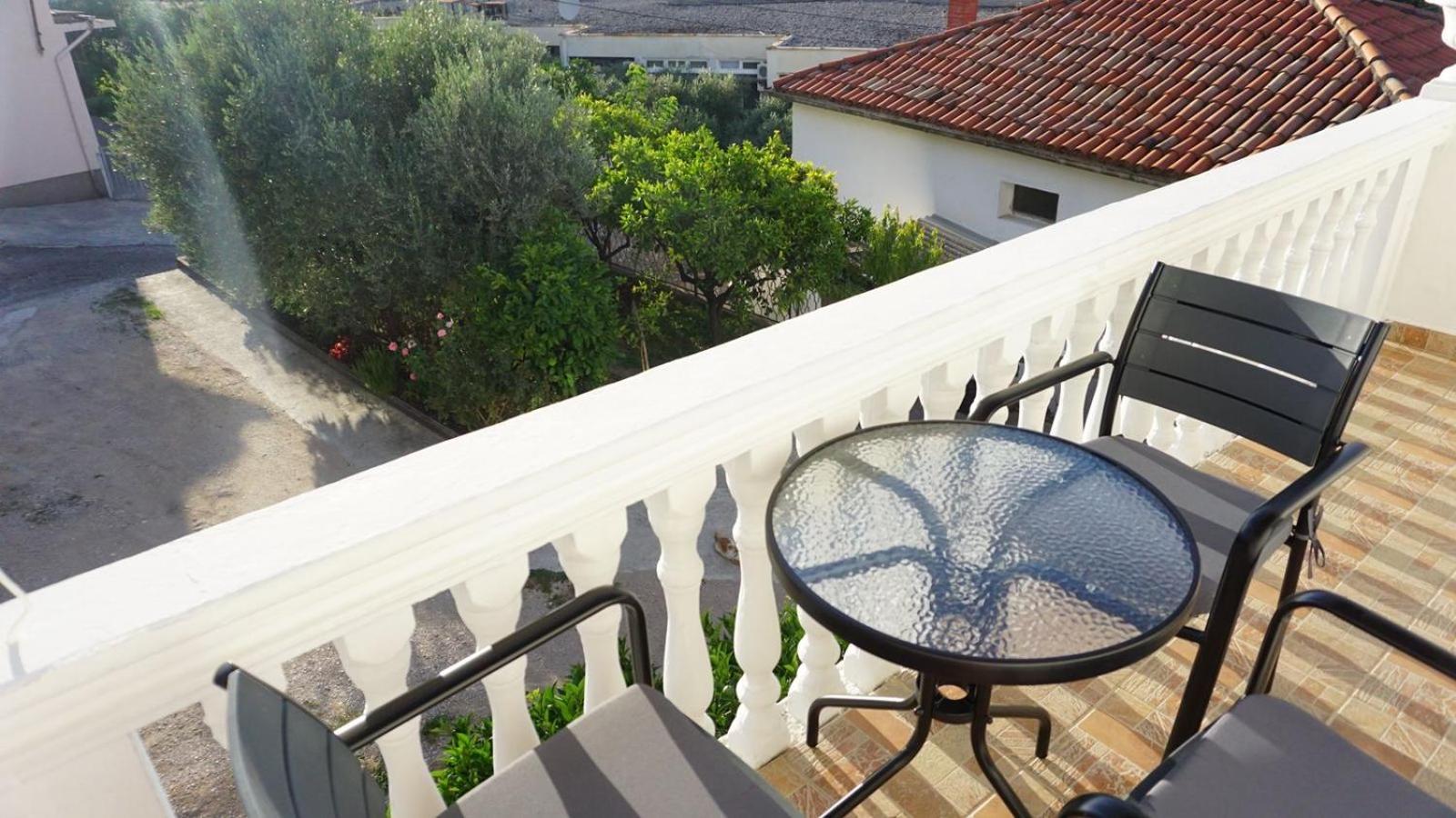 Guesthouse Sinani Улцин Екстериор снимка
