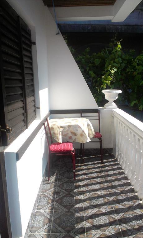 Guesthouse Sinani Улцин Екстериор снимка