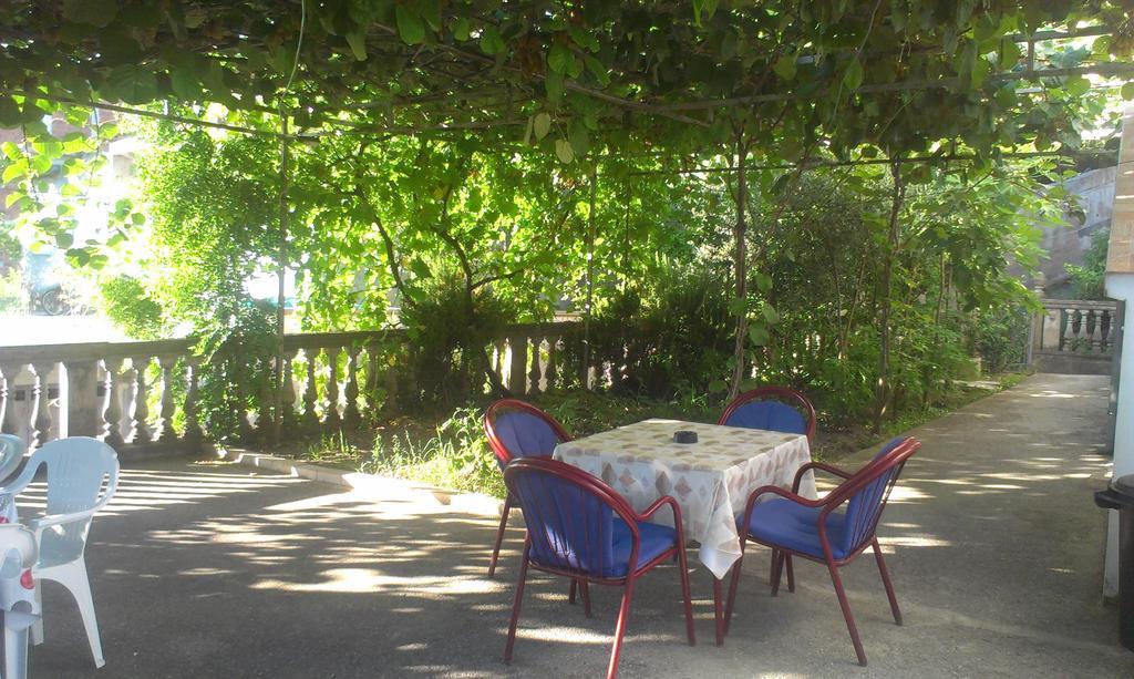 Guesthouse Sinani Улцин Екстериор снимка
