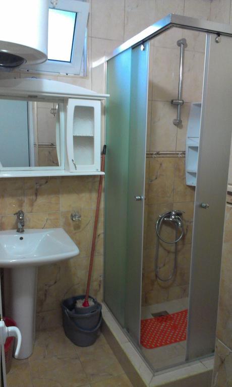 Guesthouse Sinani Улцин Екстериор снимка